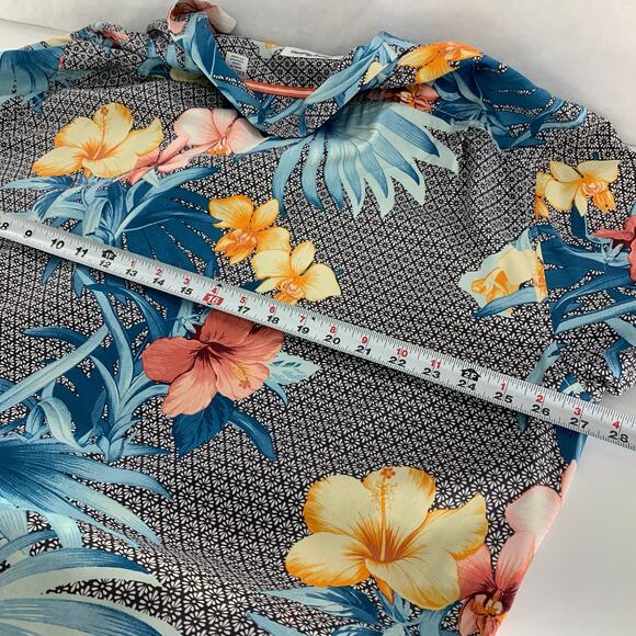 Tommy Bahama 100% Silk Tropical Print Short Sleeve Button Down Shirt Size XXL - Picture 3 of 15